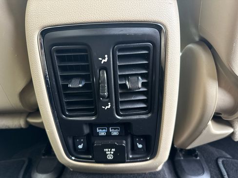 Used 2014 Jeep Grand Cherokee Limited image 27