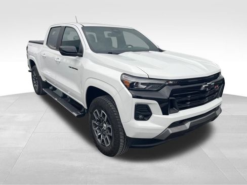 Certified 2023 Chevrolet Colorado Z71 w/ Z71 Convenience Package 2 image 2