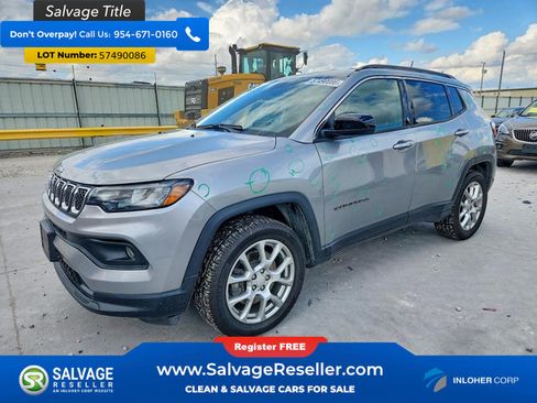 Used 2023 Jeep Compass Latitude AWD/4WD image 1