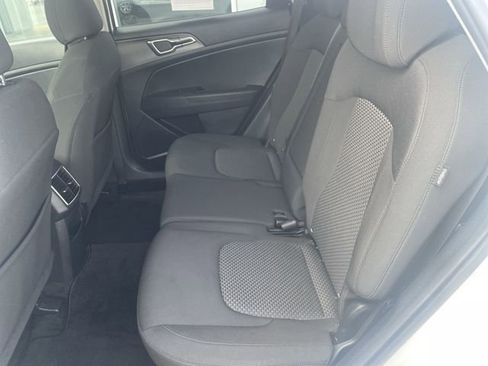 Used 2025 Kia Sportage LX FWD image 29