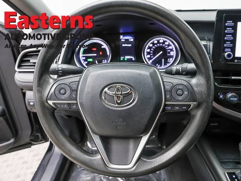 Used 2021 Toyota Camry LE FWD image 10