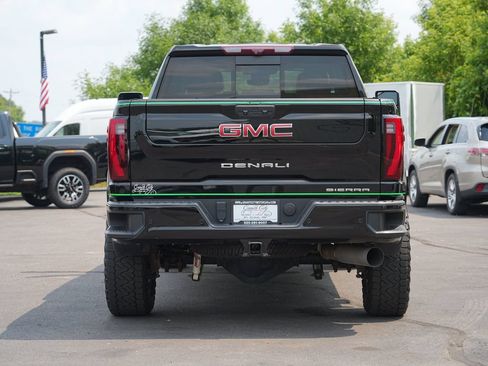 Used 2024 GMC Sierra 2500 Denali w/ Denali Reserve Package AWD/4WD image 4