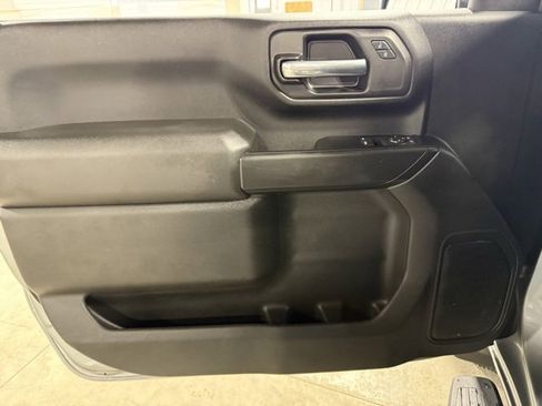 Used 2024 GMC Sierra 2500 Pro image 9