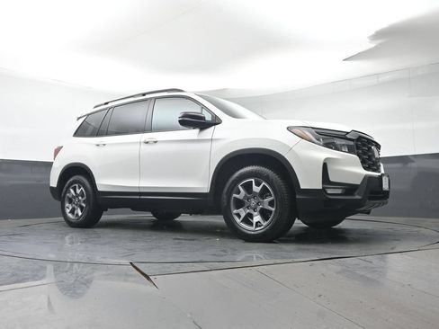 Used 2023 Honda Passport TrailSport image 36