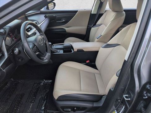 Used 2021 Lexus ES 300h w/ Premium Package FWD image 17