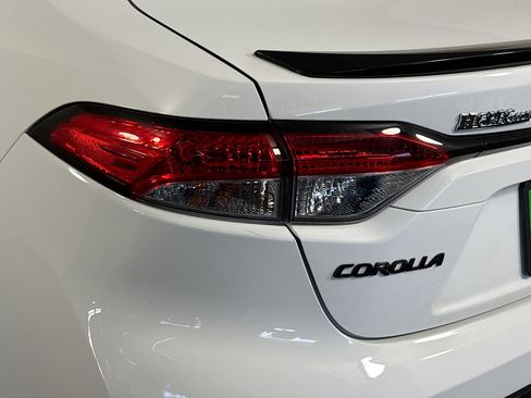Used 2021 Toyota Corolla SE w/ Carpet Mat Package (TMS) image 35