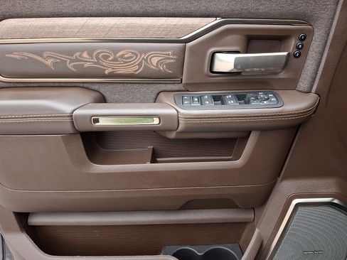 Used 2025 RAM 2500 Limited image 13