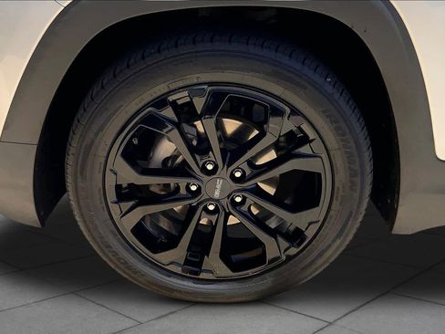 Used 2020 GMC Terrain SLE w/ Elevation Edition FWD image 11
