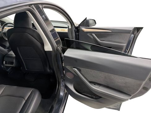 Certified 2023 Tesla Model Y Performance AWD/4WD image 12