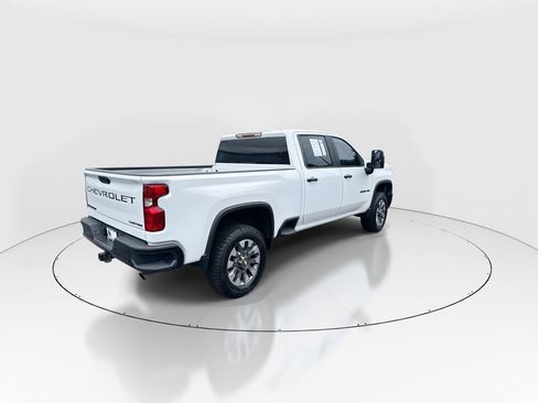 Used 2024 Chevrolet Silverado 2500 Custom w/ Custom Convenience Package RWD image 8