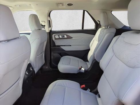 New 2026 Ford Explorer Platinum w/ LUX Leather Package image 17
