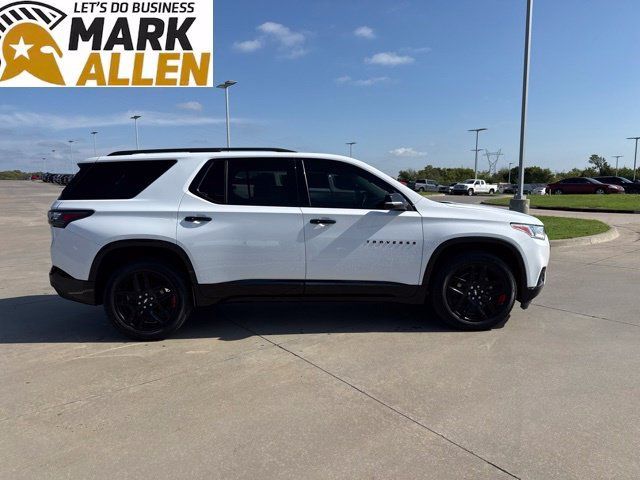 Used 2021 Chevrolet Traverse Premier w/ Redline Edition FWD image 6