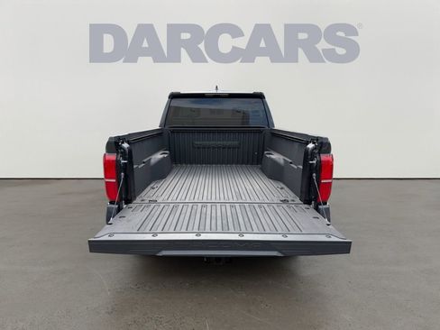 Used 2024 Toyota Tacoma SR5 AWD/4WD image 14