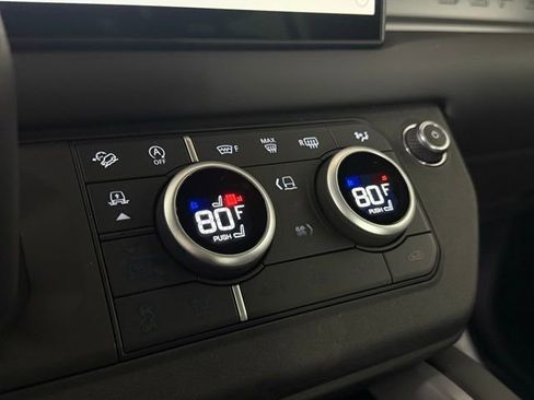 New 2025 Land Rover Defender 110 V8 image 35