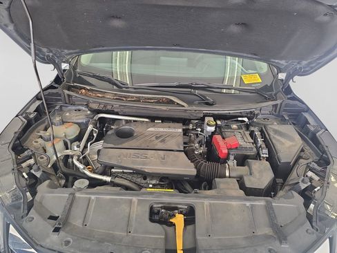 Used 2024 Nissan Rogue SV image 12
