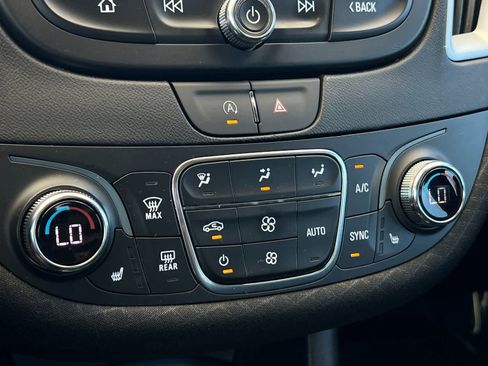Used 2023 Chevrolet Malibu LT FWD image 20