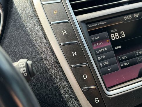 Used 2016 Lincoln MKX Select image 42