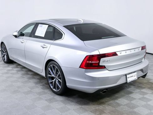 Used 2018 Volvo S90 T5 Momentum w/ Convenience Package AWD/4WD image 6
