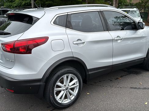 Used 2019 Nissan Rogue Sport SV AWD/4WD image 25
