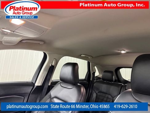 Used 2020 Ford Edge SEL FWD image 14
