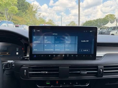 New 2025 Lincoln Corsair FWD w/ Equipment Group 101A image 10