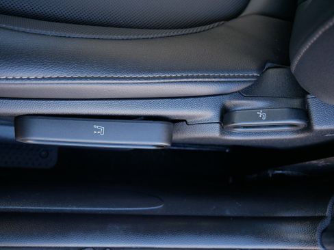 Used 2021 MINI Cooper 2-Door Hardtop w/ Storage Package image 17