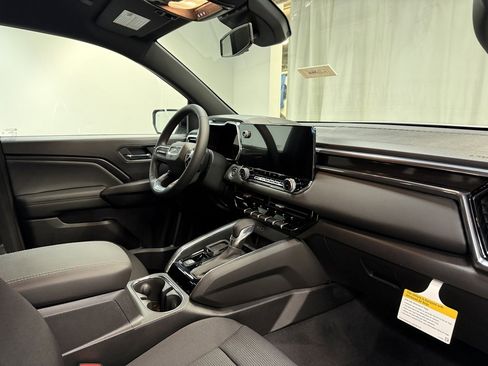 New 2026 GMC Canyon Elevation image 15