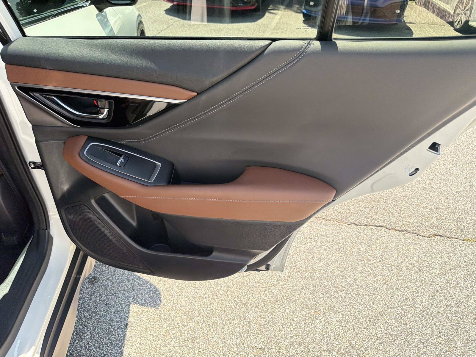 Used 2022 Subaru Outback Touring AWD/4WD image 18