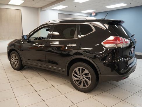 Used 2016 Nissan Rogue SL w/ SL Premium Package image 8