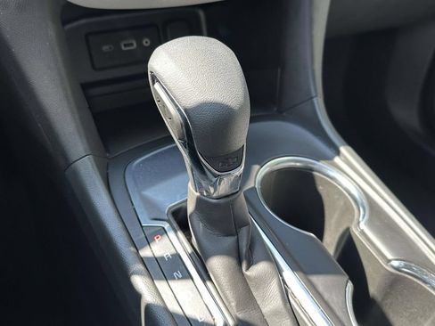Used 2023 Chevrolet Equinox LS FWD image 36