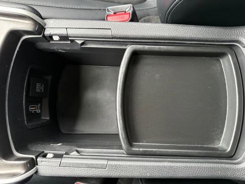 Used 2018 Honda Accord Touring image 28