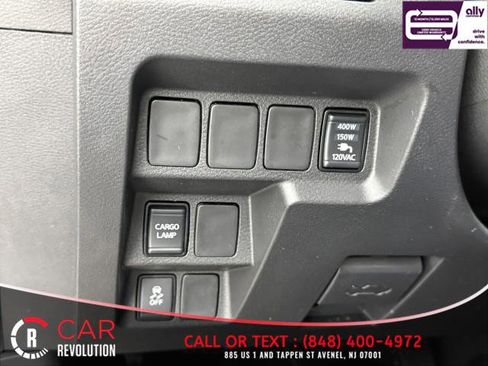 Used 2024 Nissan Frontier S w/ S Utility Package image 39