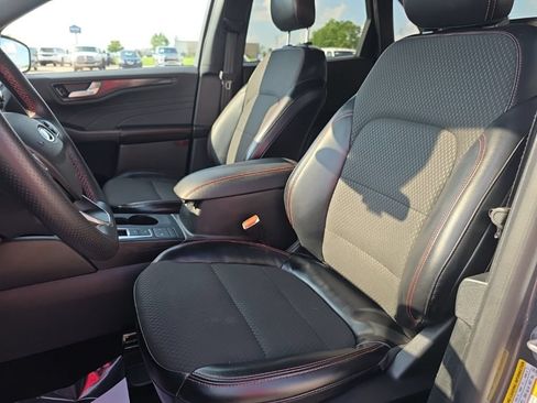 Used 2024 Ford Escape ST-Line AWD/4WD image 16