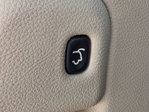 Used 2020 Jeep Grand Cherokee Limited w/ Trailer Tow Group IV image 29