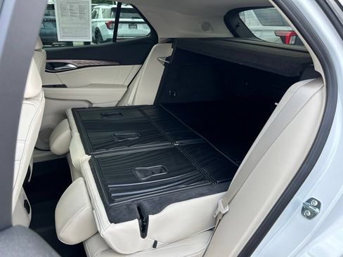 Used 2023 Buick Envision Avenir AWD/4WD image 35