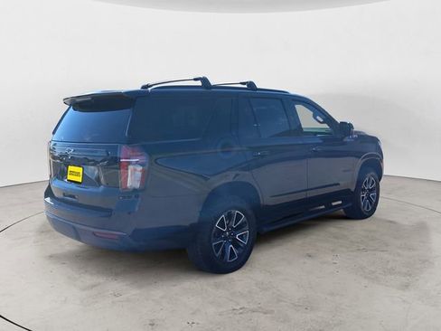 Used 2021 Chevrolet Tahoe Z71 w/ Z71 Off-Road Package AWD/4WD image 5