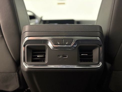 New 2026 Chevrolet Silverado 3500 LTZ w/ LTZ Plus Package AWD/4WD image 18