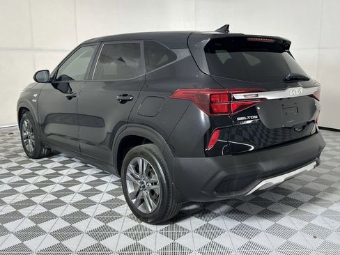 Used 2022 Kia Seltos LX AWD/4WD image 6