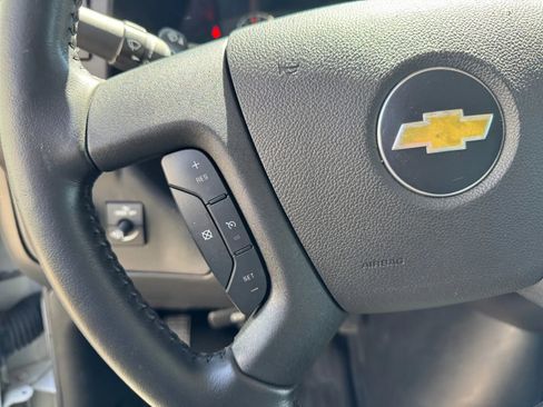 Used 2020 Chevrolet Express 2500 w/ Driver Convenience Package image 21