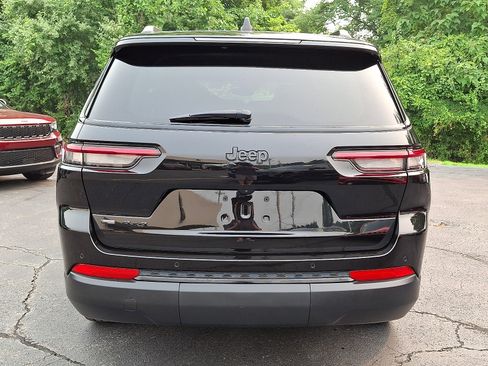 Certified 2021 Jeep Grand Cherokee L Laredo AWD/4WD image 5