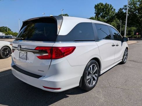Certified 2023 Honda Odyssey Touring image 8
