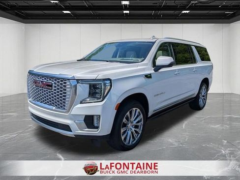 Used 2023 GMC Yukon XL Denali AWD/4WD image 1