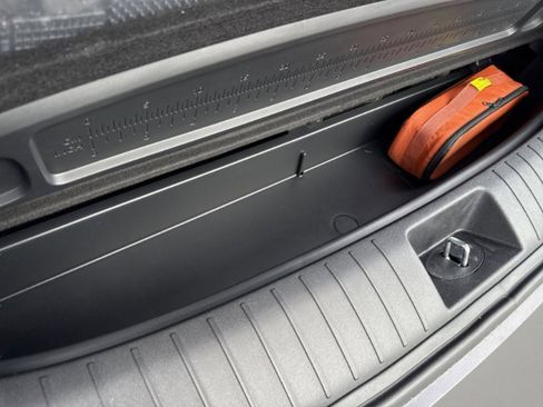 New 2025 Kia Telluride S image 23