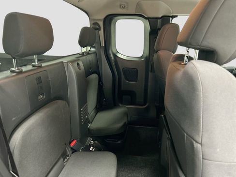 Used 2024 Nissan Frontier S w/ S Utility Package image 23