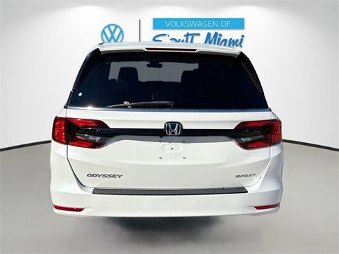 Used 2023 Honda Odyssey Sport image 6