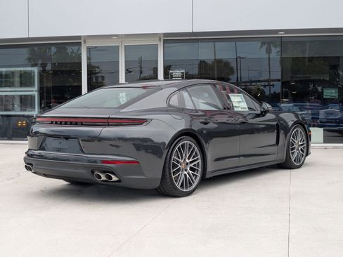 New 2025 Porsche Panamera image 9