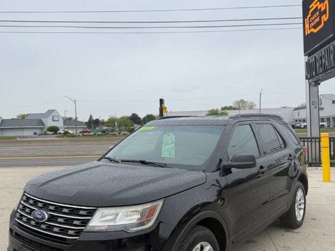 Used 2016 Ford Explorer 4WD image 3