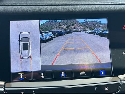 Certified 2023 Cadillac XT6 Sport w/ Technology Package AWD/4WD image 20