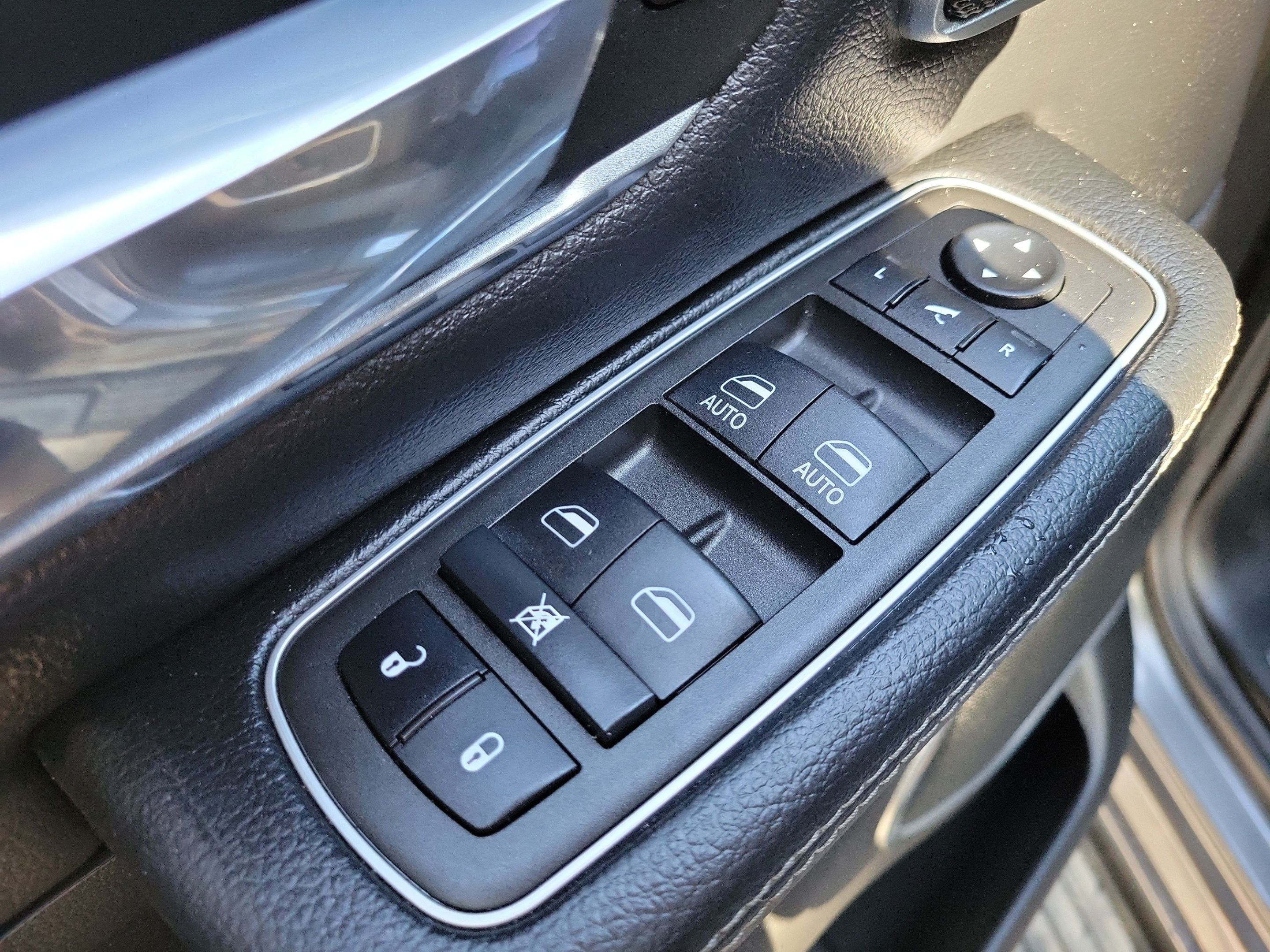 Certified 2022 RAM 1500 Laramie AWD/4WD image 13