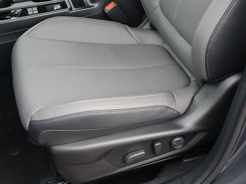 New 2026 Subaru Outback Limited image 10